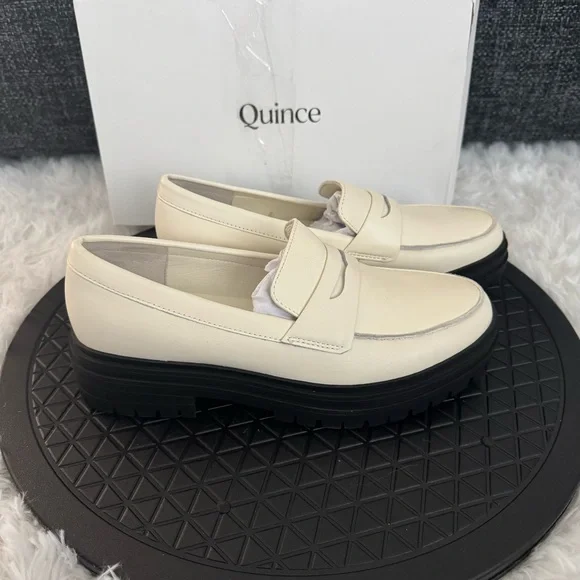 Quince Italian Leather Lug Sole Loafers in Bone with Black Soles Size 7 - Picture 4 of 16